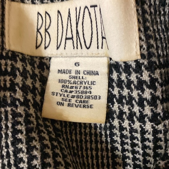 🔥BB Dakota Black and White midi dress size 6🔥 - Picture 2 of 6